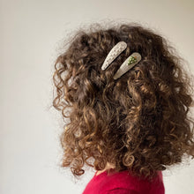 Carica l&#39;immagine nel visualizzatore di Gallery, Mollette per Capelli Albero di Natale (in coppia)
