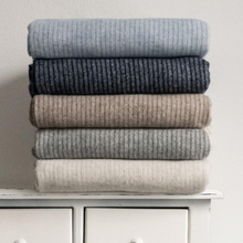 Carica l&#39;immagine nel visualizzatore di Gallery, Cashmere Plaid in lana riciclata (PREORDINE)
