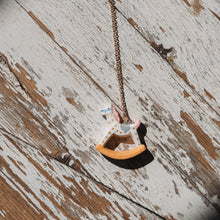 Load image into Gallery viewer, Collana Cavallino a dondolo

