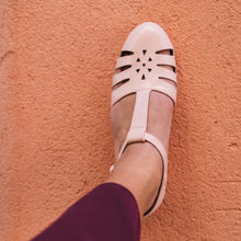 Carica l'immagine nel visualizzatore di Gallery, Scarpe Swing basse
