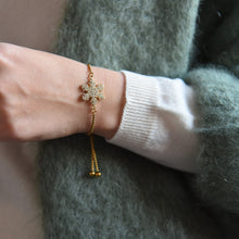 Carica l&#39;immagine nel visualizzatore di Gallery, Braccialetto regolabile Neve (preordine)
