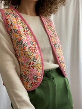 Carica l'immagine nel visualizzatore di Gallery, Quilted Gilet Double Face
