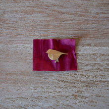 Carica l&#39;immagine nel visualizzatore di Gallery, Spille Ricordo
