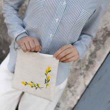 Carica l&#39;immagine nel visualizzatore di Gallery, Pochette Giada
