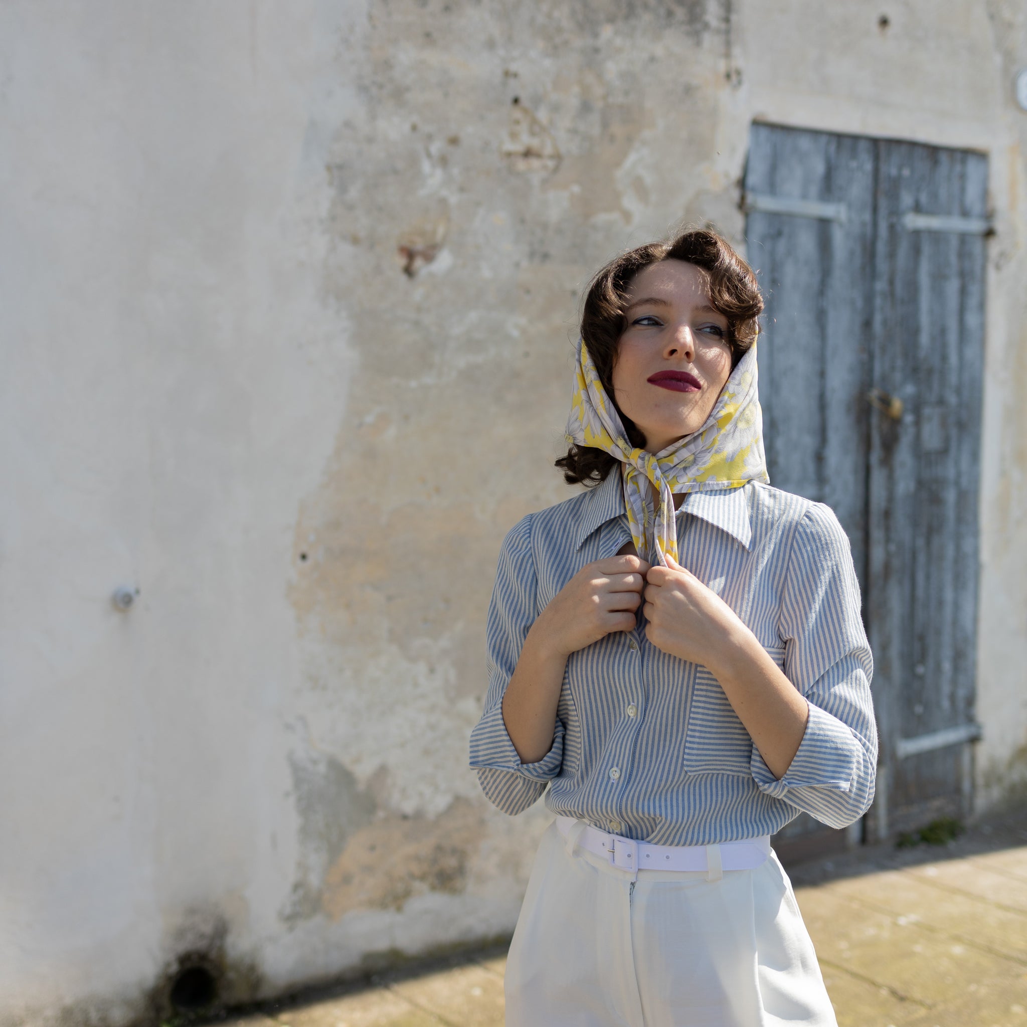 Foulard Quadrato Modi Per Legare Foulard Modi Per Indossare Il