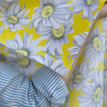 Carica l&#39;immagine nel visualizzatore di Gallery, Foulard in seta (rettangolare e quadrato)

