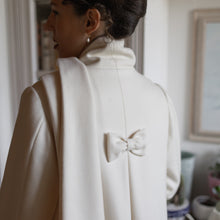 Carica l&#39;immagine nel visualizzatore di Gallery, Cappotto Dicembre
