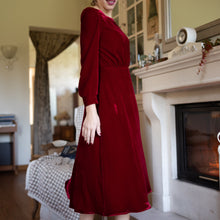 Carica l&#39;immagine nel visualizzatore di Gallery, Abito Focolare
