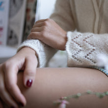 Carica l&#39;immagine nel visualizzatore di Gallery, Cardigan Nostalgia
