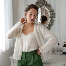 Carica l&#39;immagine nel visualizzatore di Gallery, Cardigan Nostalgia
