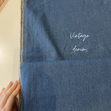 Carica l'immagine nel visualizzatore di Gallery, Jeans like 70's
