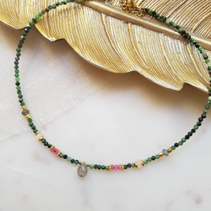Collana Zoisite