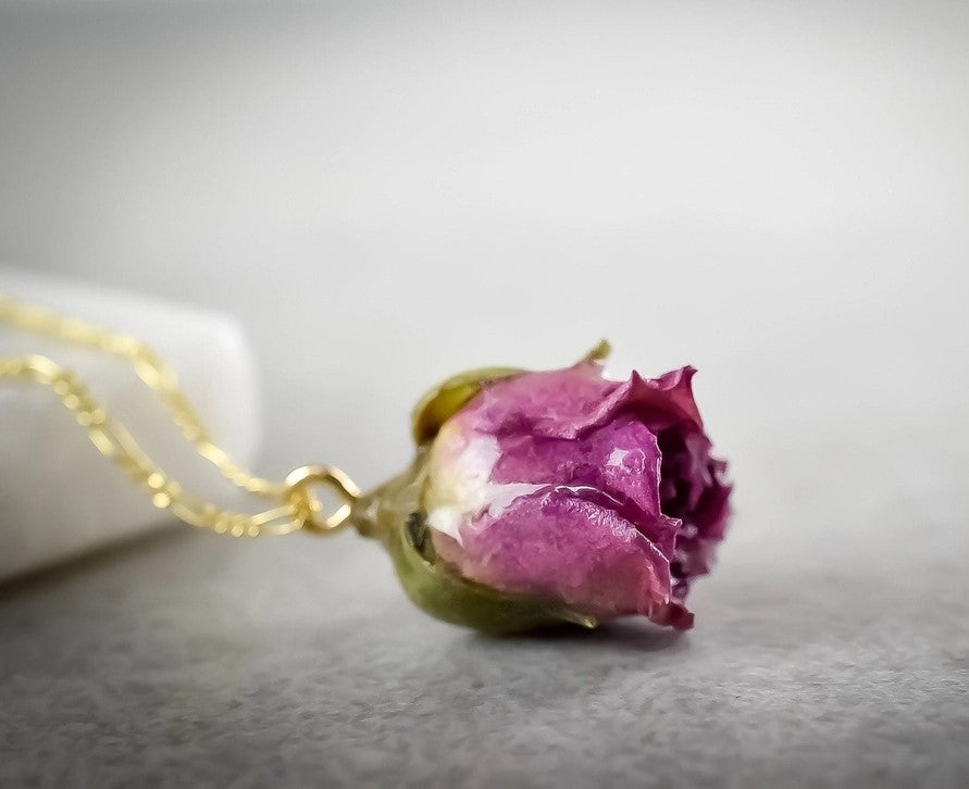 Collana Piccolo Bocciolo di rosa magenta